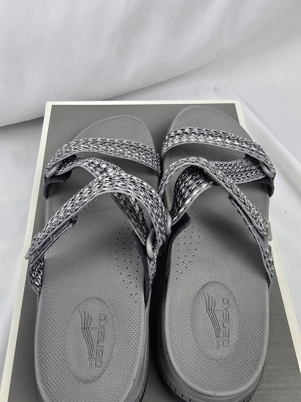 Dansko Womens Rosette Webbing Sandal Size 39 (8.5-9) - Picture 7 of 11